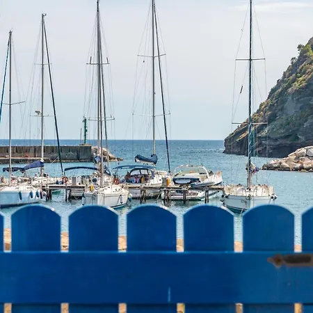 La Finestra Sul Mare Apartment Procida Exterior photo